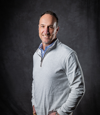 Portrait of Andy Arnold, Affiliate Broker.