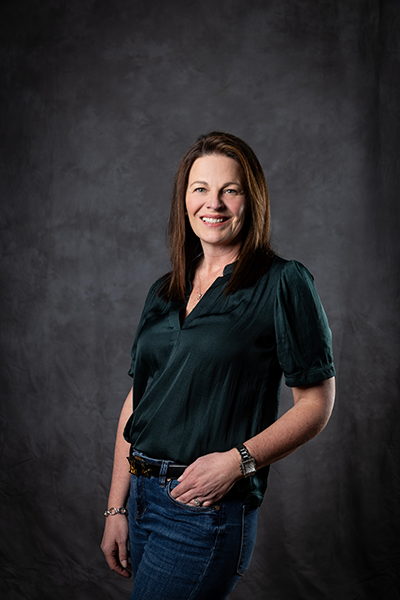 Christin Dewar, Affiliate Broker